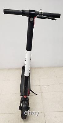 (55445-1) Gotrax XR Ultra E-Scooter